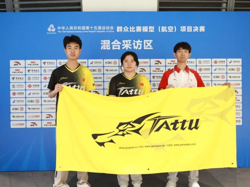 孔海森、何雨瞳、李皓哲